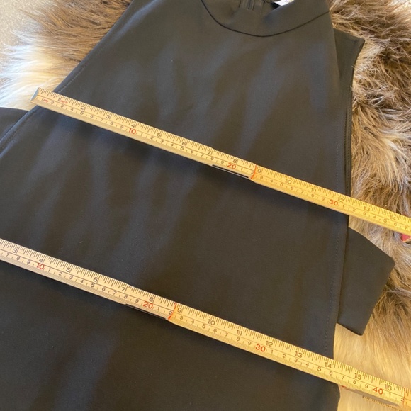 Mini Black Dress by New Look (B1008) - Picture 9 of 9